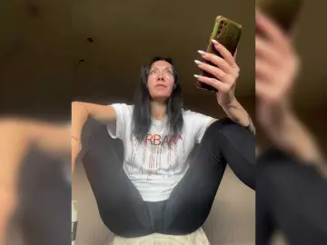 Bongacams Best live sex cam show of KarolinaMilf