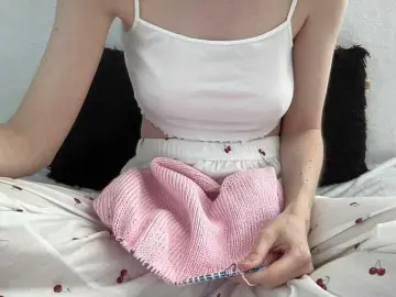 Bongacams Free Porn Cam of BestyBoobs