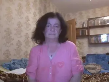 Bongacams Watch Live Sex Cams of krisshurdlove