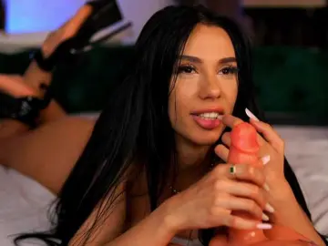 Bongacams Adult Video Chat of HailyeMilf