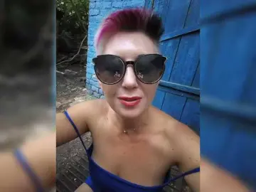 Bongacams Free Porn Cam of BUSINKA-25