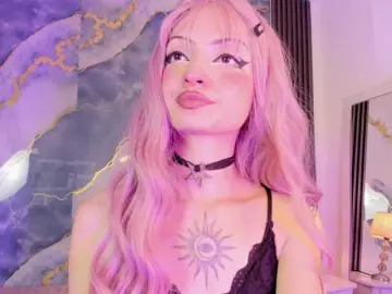 Bongacams Free Porn Cam of MaddieStark