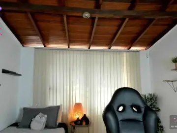 Bongacams Sex Cam of Min-Yuna