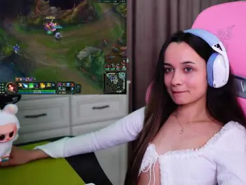 Bongacams Watch Live Sex Cams of JuicyAngel
