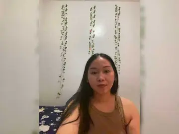 Bongacams Sex Cam of SpicysweetTomato