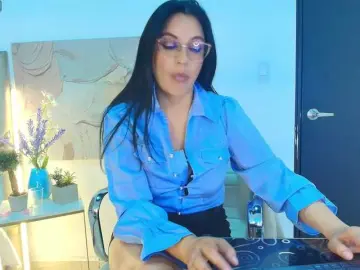 Bongacams Watch Live Sex Cams of Zuzana21