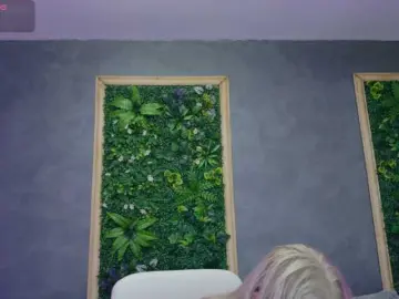 Bongacams Private Sex Chat of AlissaVox