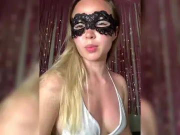 Bongacams Adult Webcam of Sophialanguage