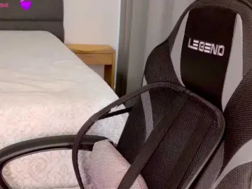 Bongacams Sex Cam of sweety-kittyy