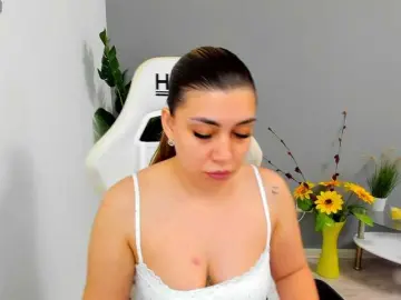 Bongacams Live Sex Cam of EveeEvian