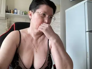 Bongacams Adult Webcam of HotMilfPussy