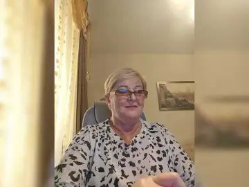 Bongacams Live Sex Cam of KarinkaSweet