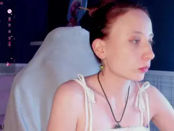 Bongacams Sex Cam of Lea-much