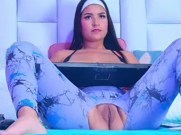 Bongacams Private Sex Chat of MiaBrihtny