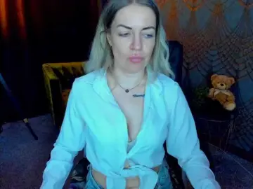 Bongacams Best live sex cam show of AnnaSnow