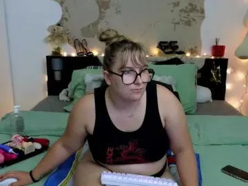 Bongacams Sex Cam of ElvinnaLaFrancaise