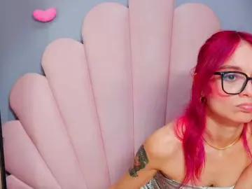Bongacams Free Porn Cam of LUCYMILLER