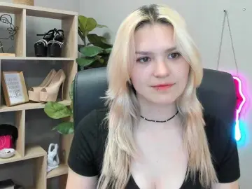 Bongacams Watch Live Sex Cams of SweetLilyxo