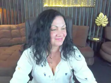 Bongacams Watch Live Sex Cams of IrissMoon