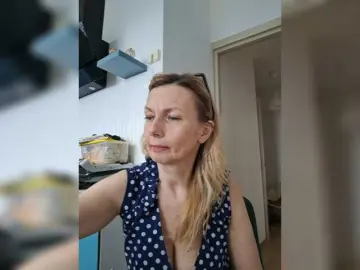 Bongacams Free Live Porn of ShiningMILF