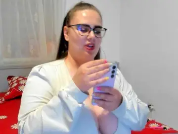 Bongacams Live Porn of amiravyxen