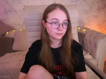 Bongacams Live Sex Cam of ArrinaWairr