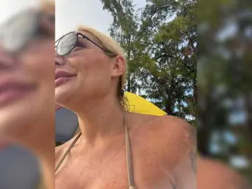 Bongacams Live Sex Cam of Tvoyasamka77