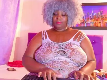 Bongacams Sex Chat of ebony-NeighborMoans