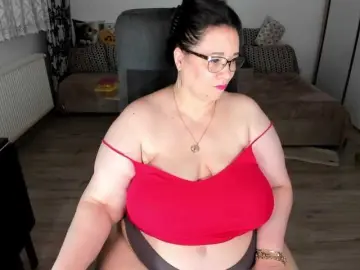 Bongacams Live Sex Cam of Charlotte4u
