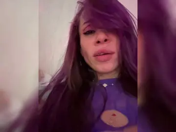 Bongacams Free Porn Cam of VIP17CoupleDream