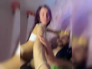 Bongacams Sex Cam of VIP17CoupleDream