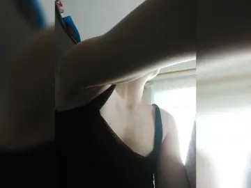 Bongacams Nude Webcam of Lulu-Erotica