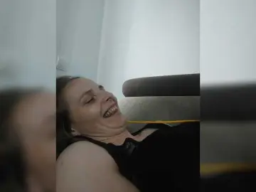 Bongacams Sex Cam of Lulu-Erotica