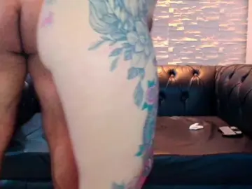 Bongacams Sex Chat of AmelieandRoss