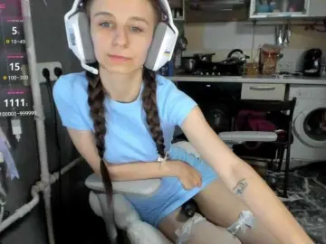 Bongacams Watch Live Sex Cams of KikNika
