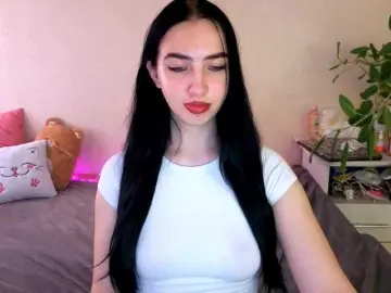 Bongacams Free Porn Cam of WildKittenX