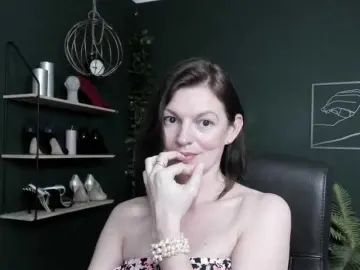Bongacams Nude Webcam of mrsVivian