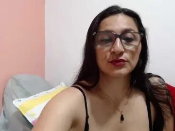 Bongacams Nude Webcam of KarinaSuarez1