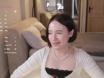 Bongacams Free Porn Cam of -FemaleEssence-