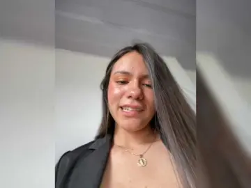 Bongacams Free Live Porn of Charlotte-1