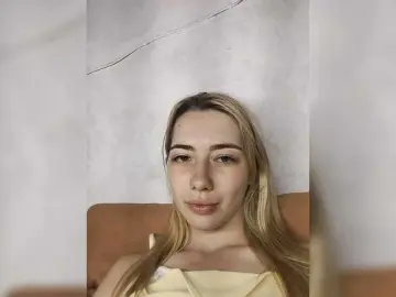 Bongacams Watch Live Sex Cams of Mayaea-1