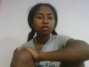 Bongacams Free Porn Cam of Marinah1a