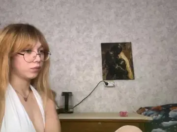 Bongacams Watch Live Sex Cams of LisabethTriarsi