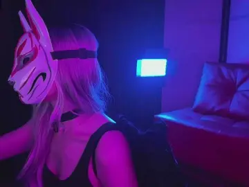 Bongacams Free Porn Cam of FemEnigma