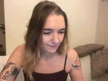 Bongacams Watch Live Sex Cams of RoxyHorny