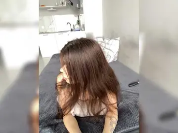 Bongacams Sex Cam of Gummy-Bears