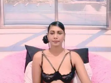 Bongacams Sex Cam of ErroticStarr