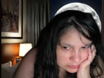 Bongacams Sex Chat of DUMBHOEMELANIE