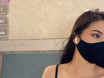 Bongacams Best live sex cam show of KissMec