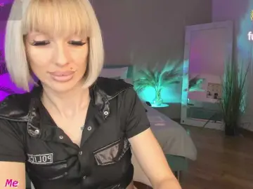 Bongacams Live Sex Cam of lana-sweetie